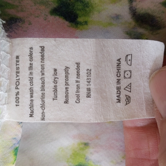 Chic Happens Floral Semi-Sheer Beach Swim Cover Up Medium - Picture 3 of 16